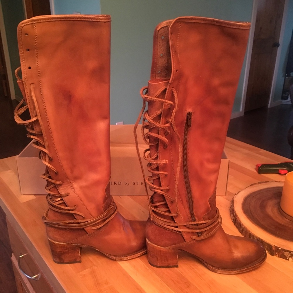 Freebird by Steven Coal lace up boots size 9